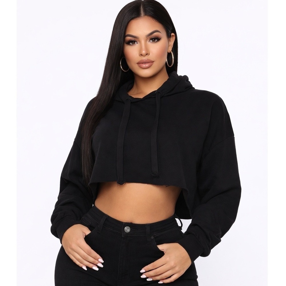 Bershka Womens Black Cropped Hoodie Raw Hem Fleece Lined Sweatshirt Small